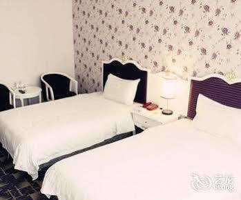 Chengdu Lilac Hotel Fei Cheng Branch 外观 照片